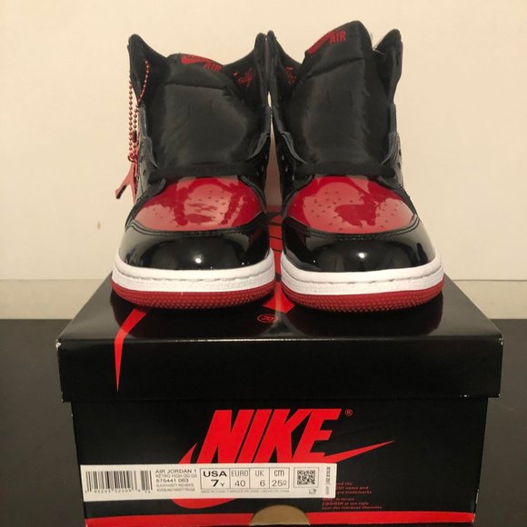 Nike Air Jordan 1 Patent Bred GS - Picture 4 of 4